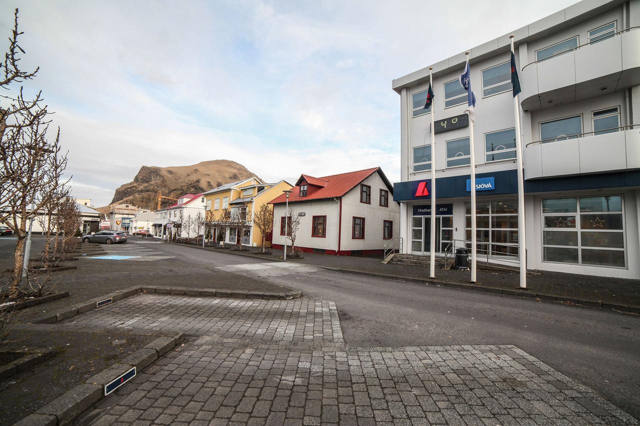 Lava Guesthouse Vestmannaeyjar Esterno foto